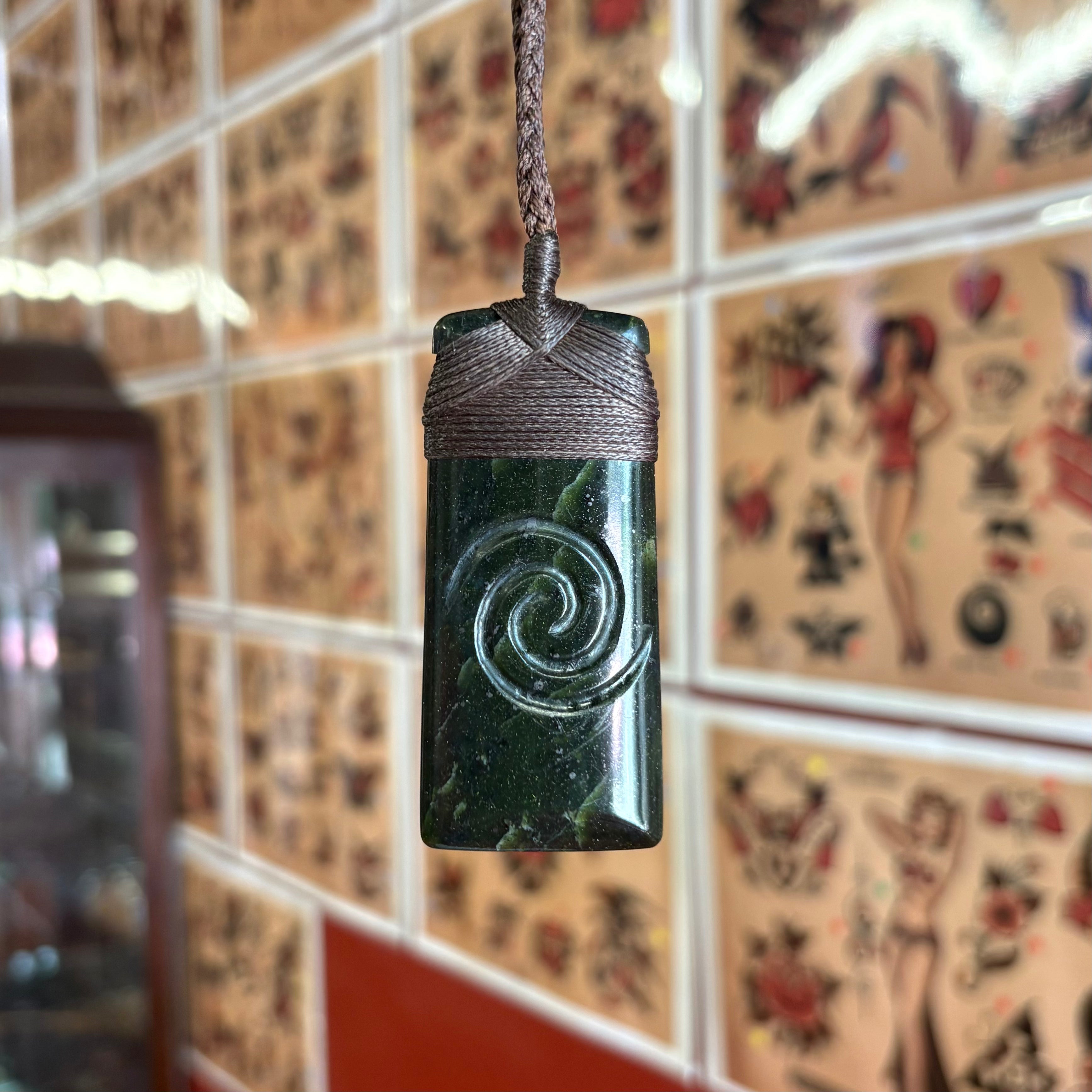 Dark Bowenite Pounamu Koru Toki