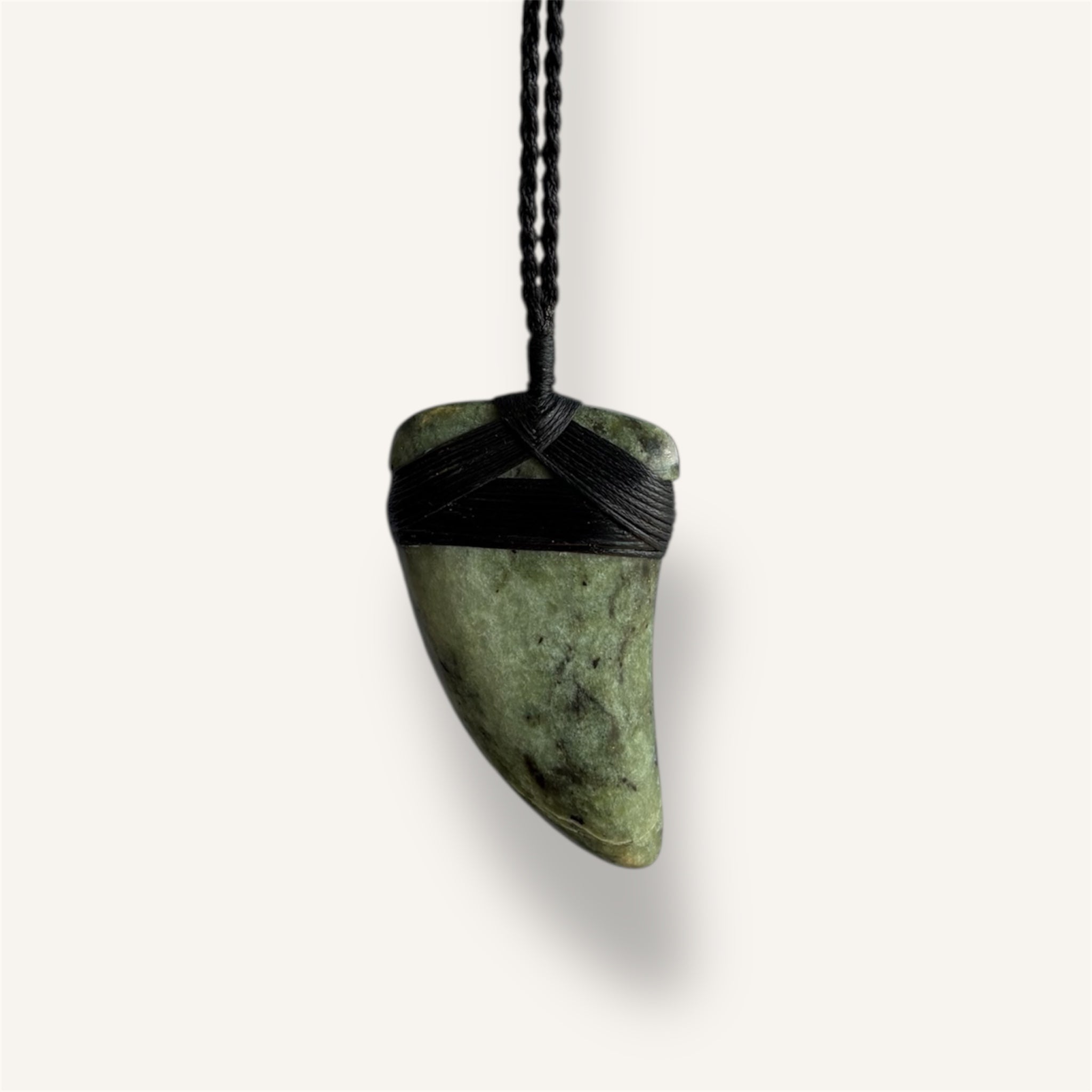 Pounamu Greenstone Niho Tooth