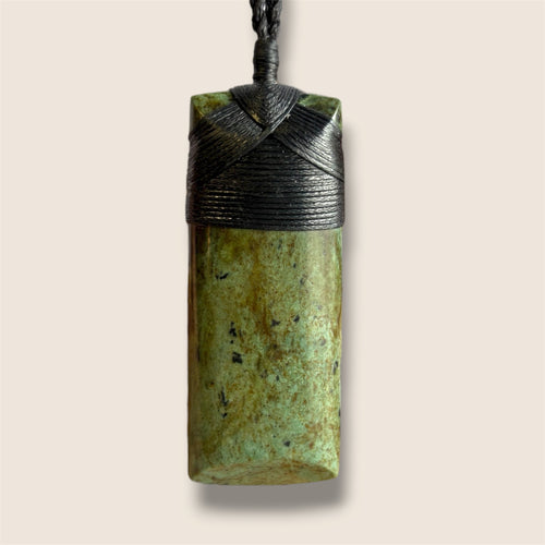 Bowenite Pounamu