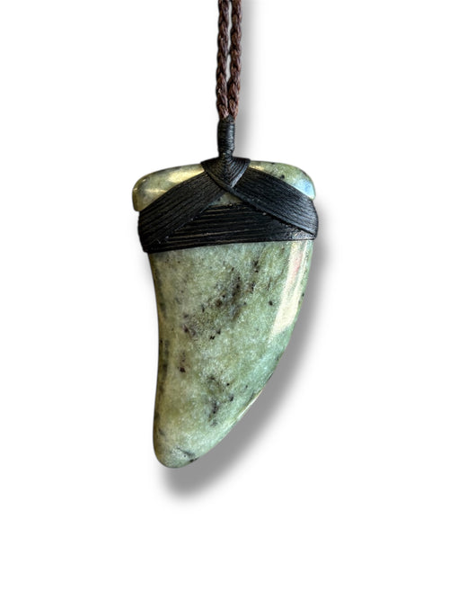 Pounamu Niho #25